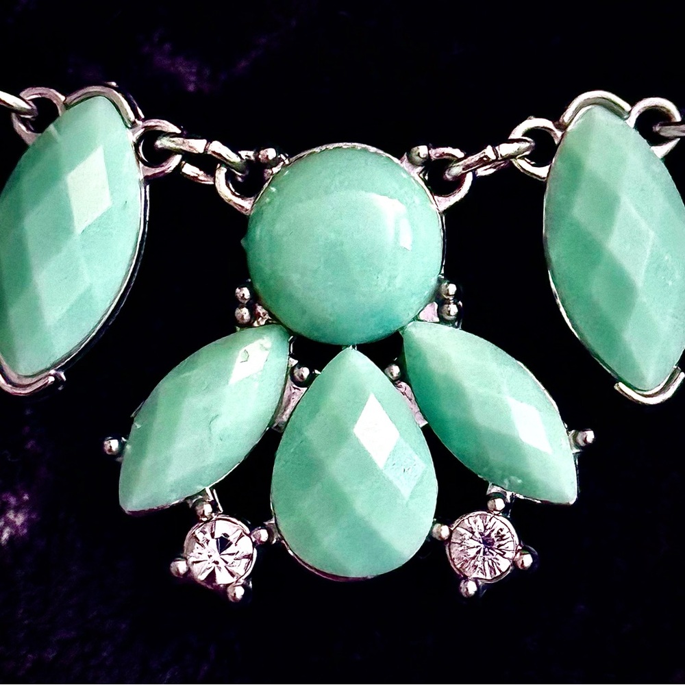 Old Hollywood Glam Timeless Elegance Necklace MSRP $129. - Picture 2 of 7